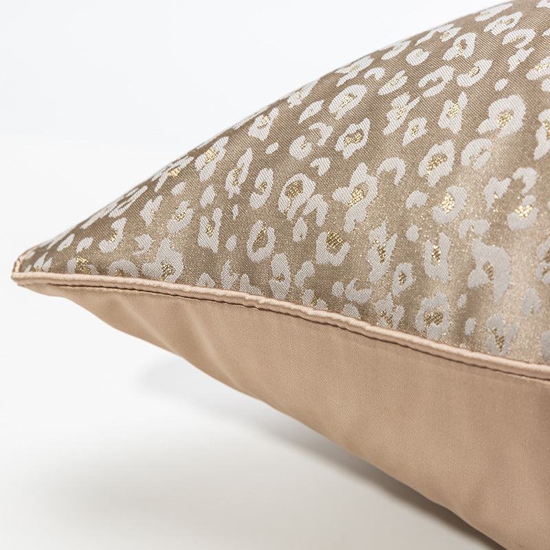 Leopard Taupe och Guld Prydnadskudde